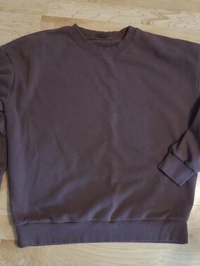 Womens Classic Crewneck Sweater - Brown